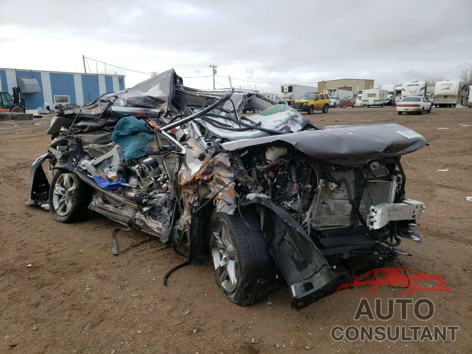 TOYOTA HIGHLANDER 2019 - 5TDDGRFH0KS055689
