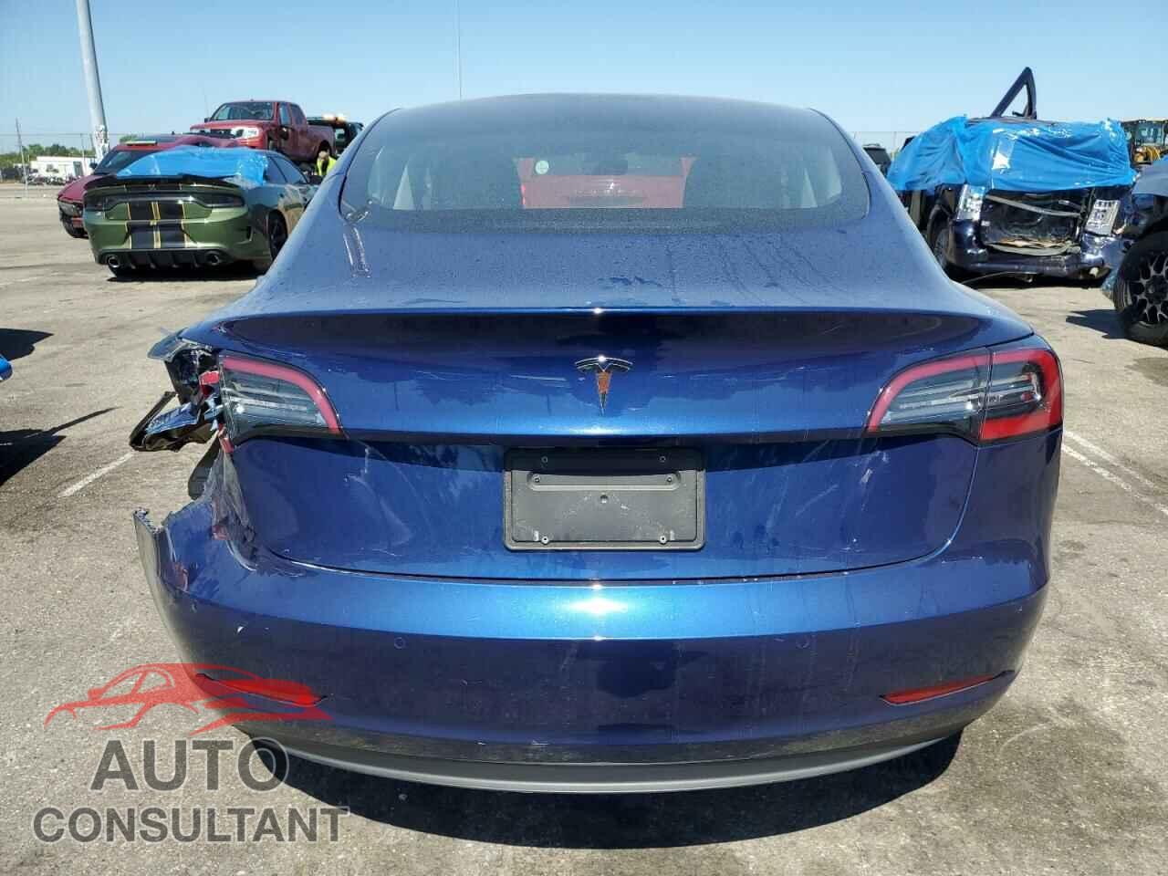 TESLA MODEL 3 2021 - 5YJ3E1EAXMF968989