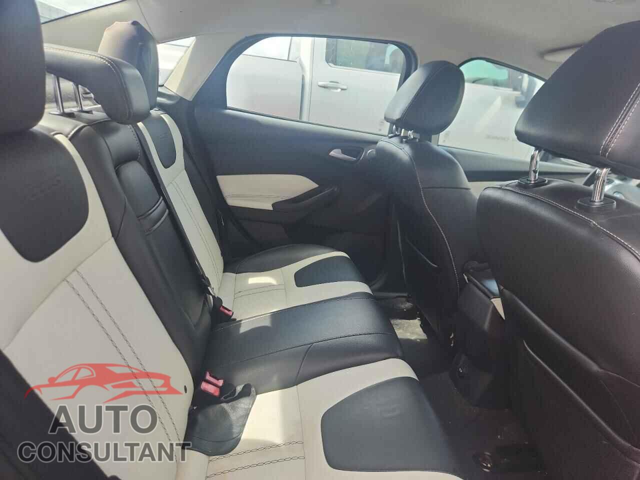 FORD FOCUS 2013 - 1FADP3F29DL161691