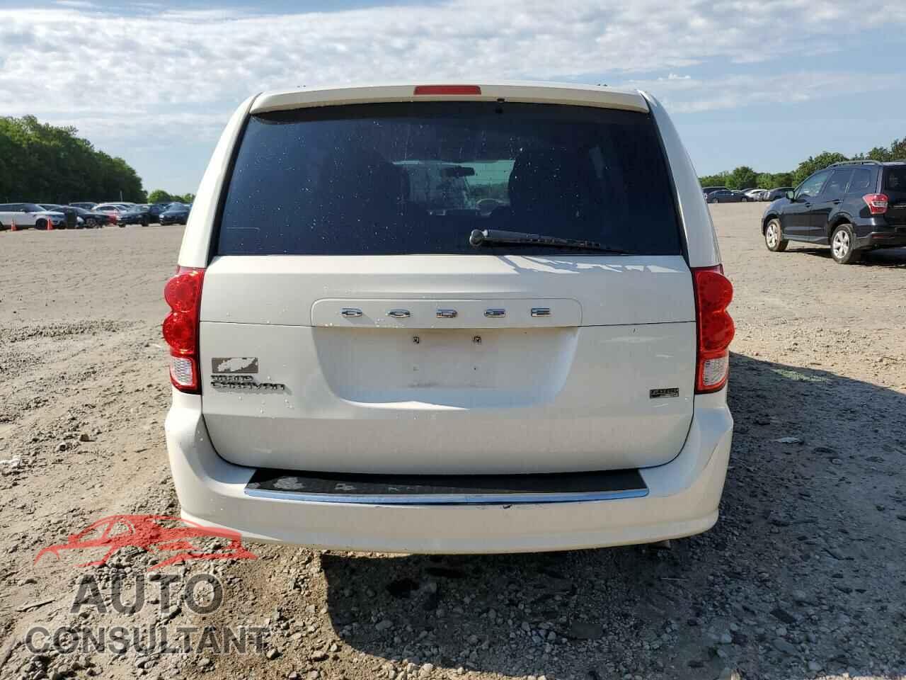 DODGE CARAVAN 2011 - 2D4RN4DG7BR693135