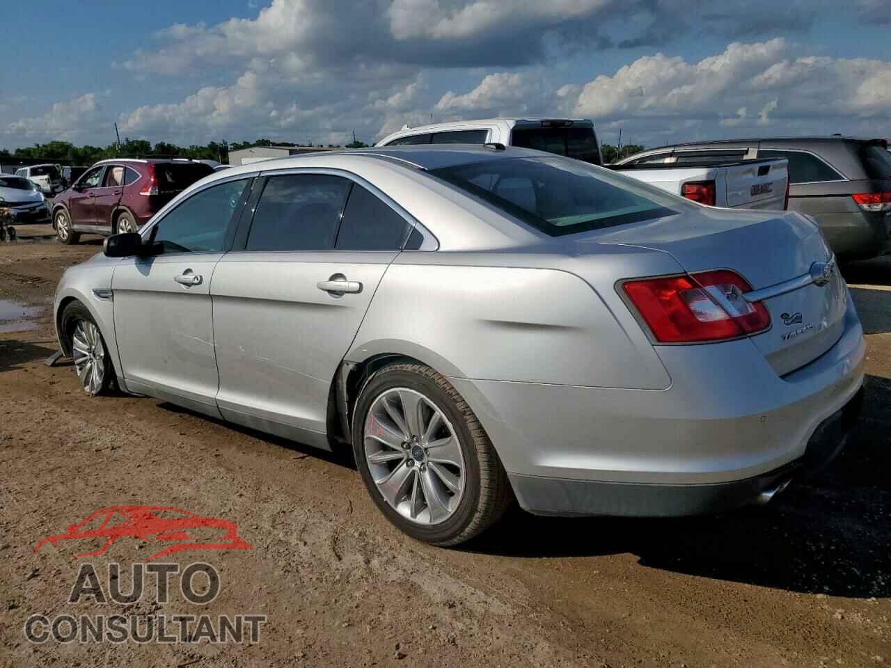 FORD TAURUS 2012 - 1FAHP2FW8CG109362