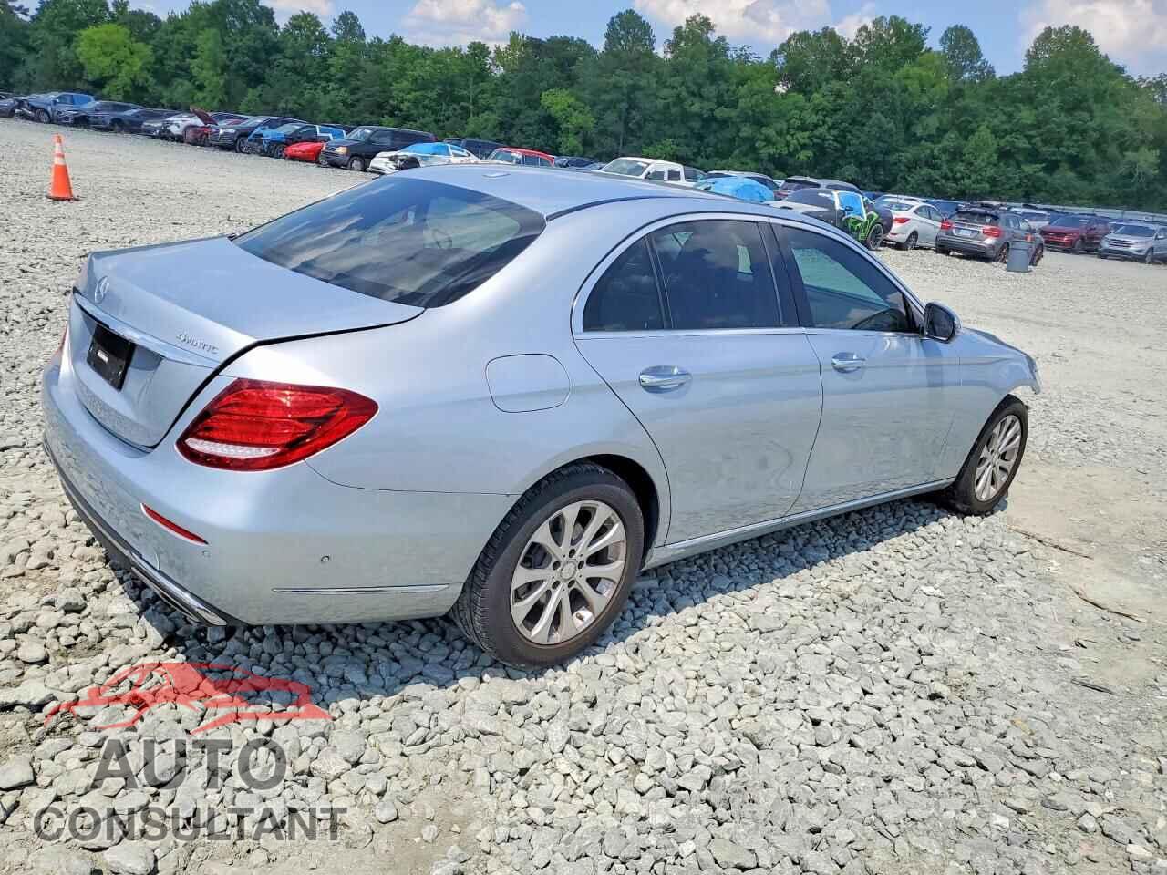 MERCEDES-BENZ E-CLASS 2017 - WDDZF4KB5HA220273