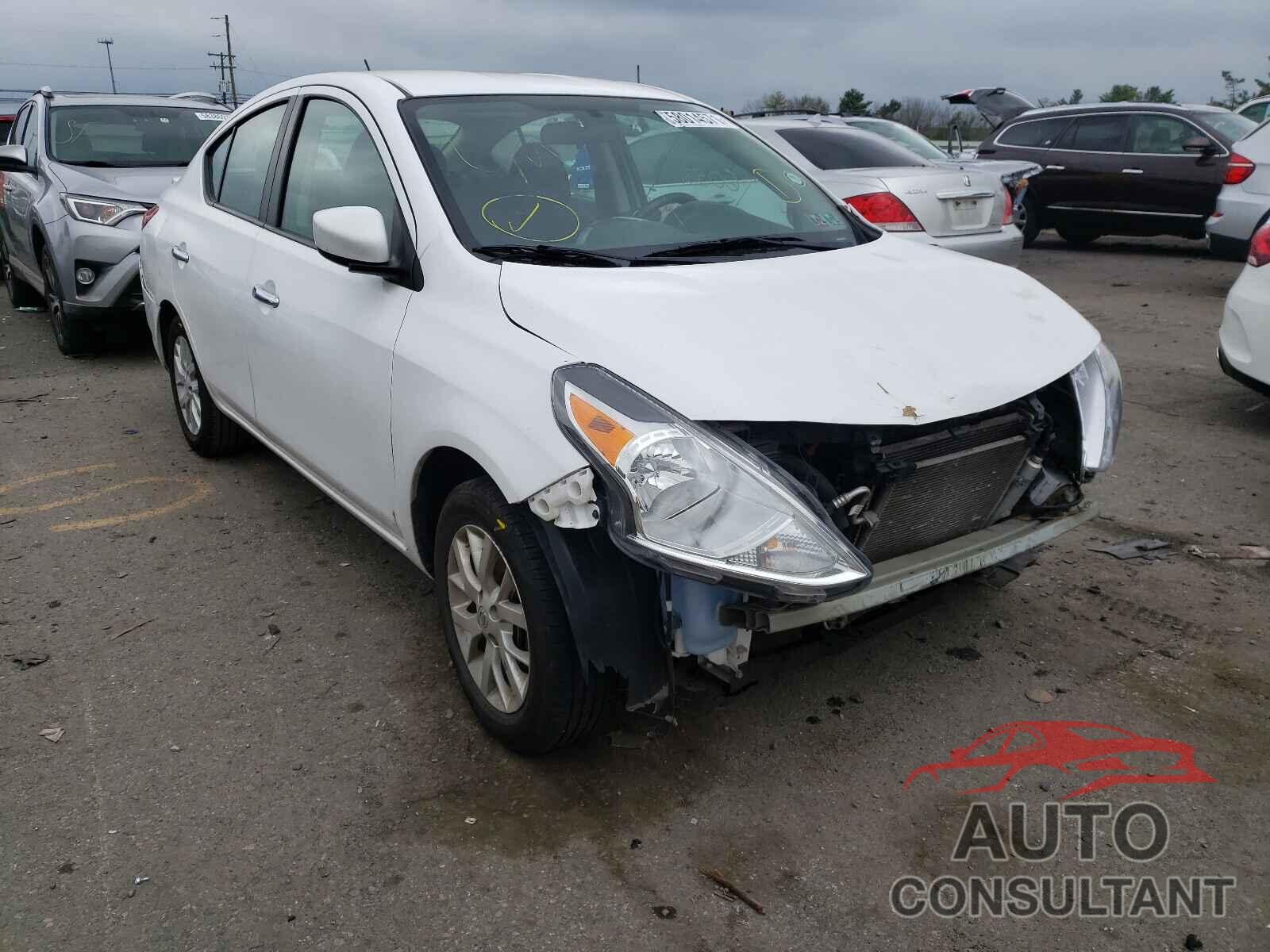 NISSAN VERSA 2018 - 3N1CN7AP2JL882542