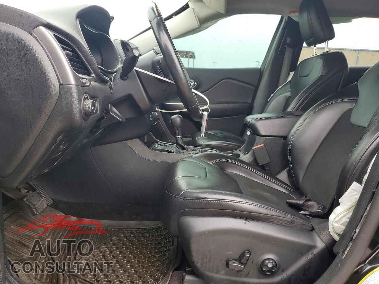 JEEP CHEROKEE 2019 - 1C4PJLLB7KD122876