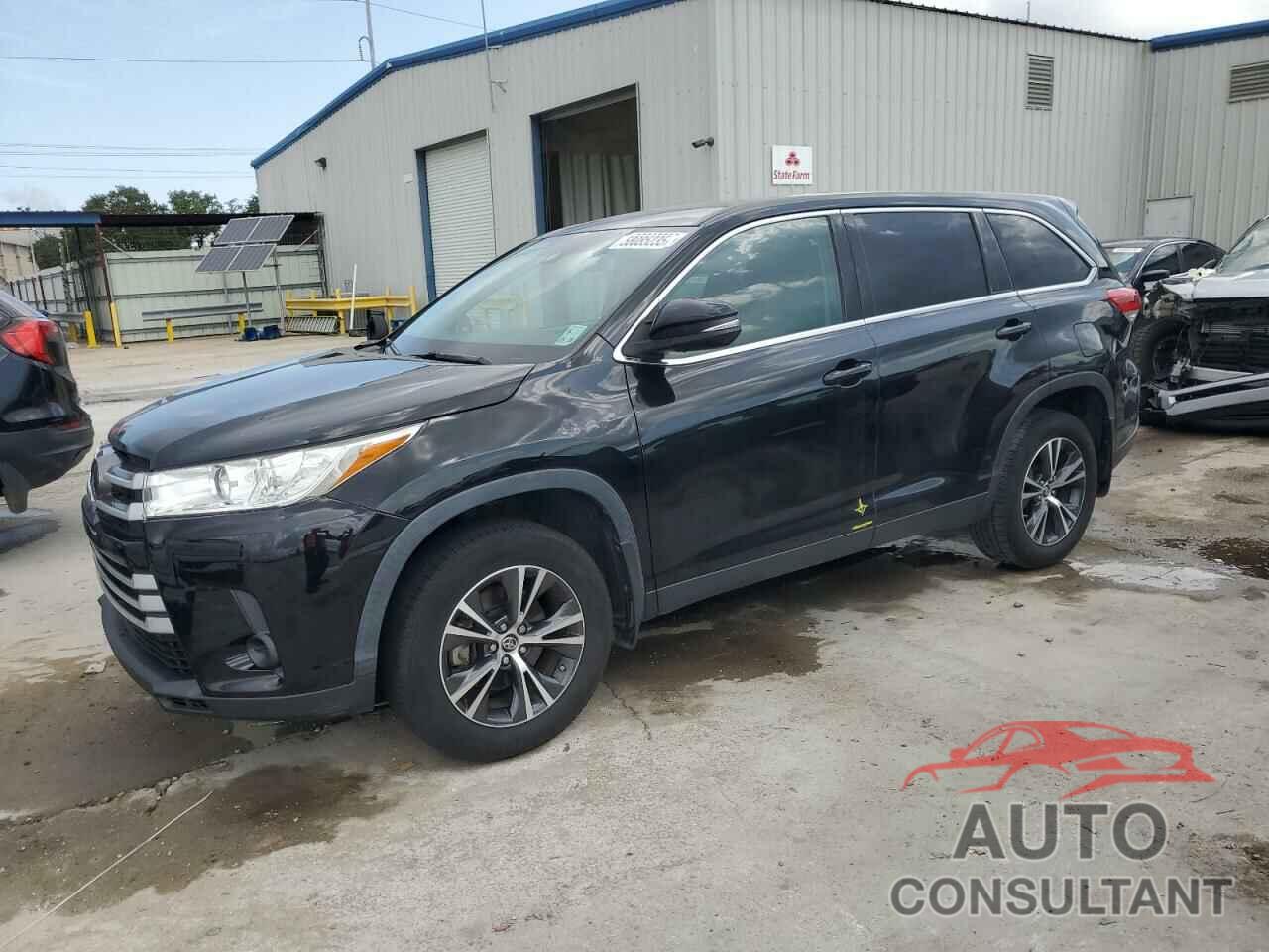 TOYOTA HIGHLANDER 2019 - 5TDZARFHXKS051883