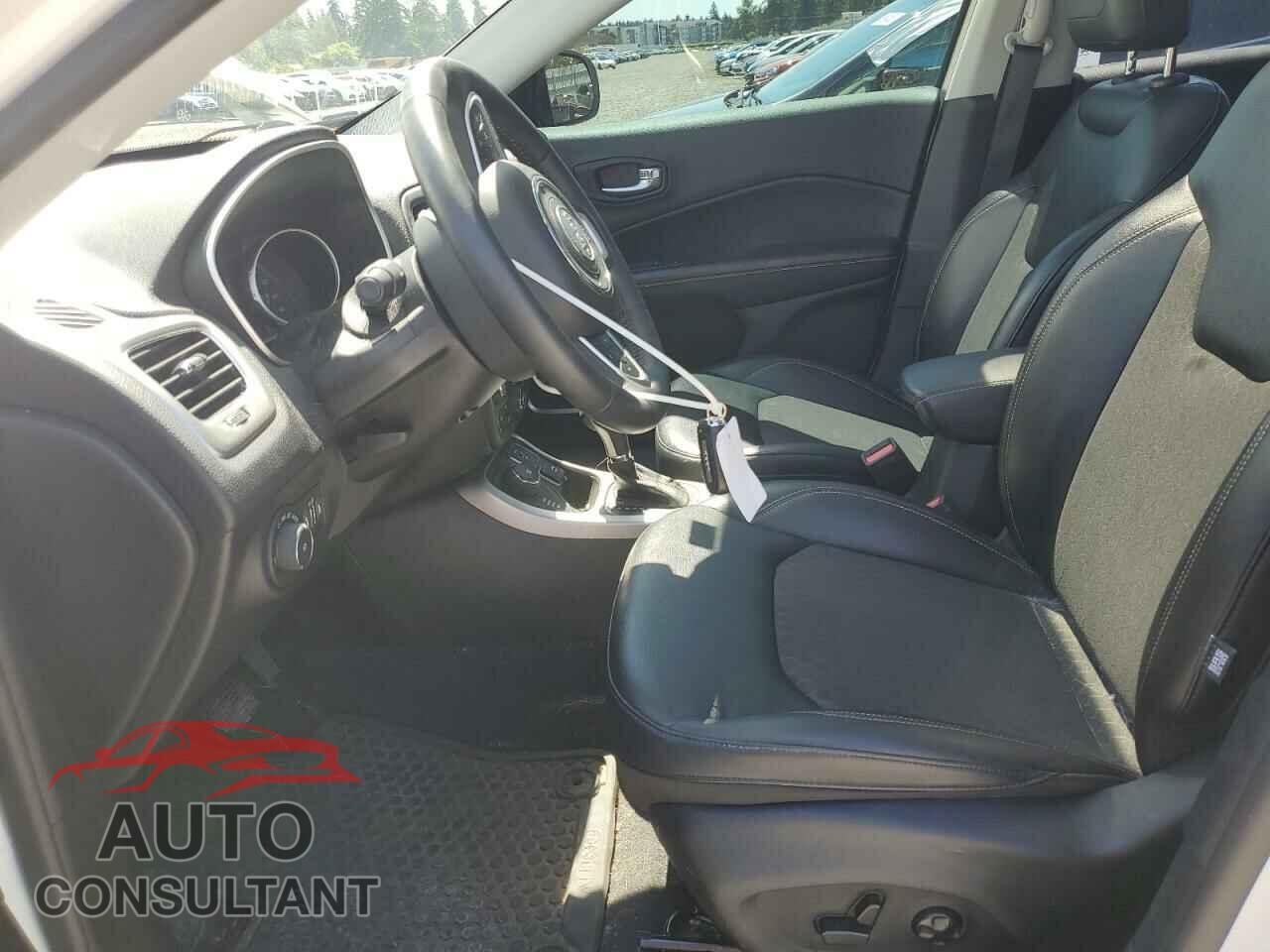 JEEP COMPASS 2017 - 3C4NJDBB4HT689452