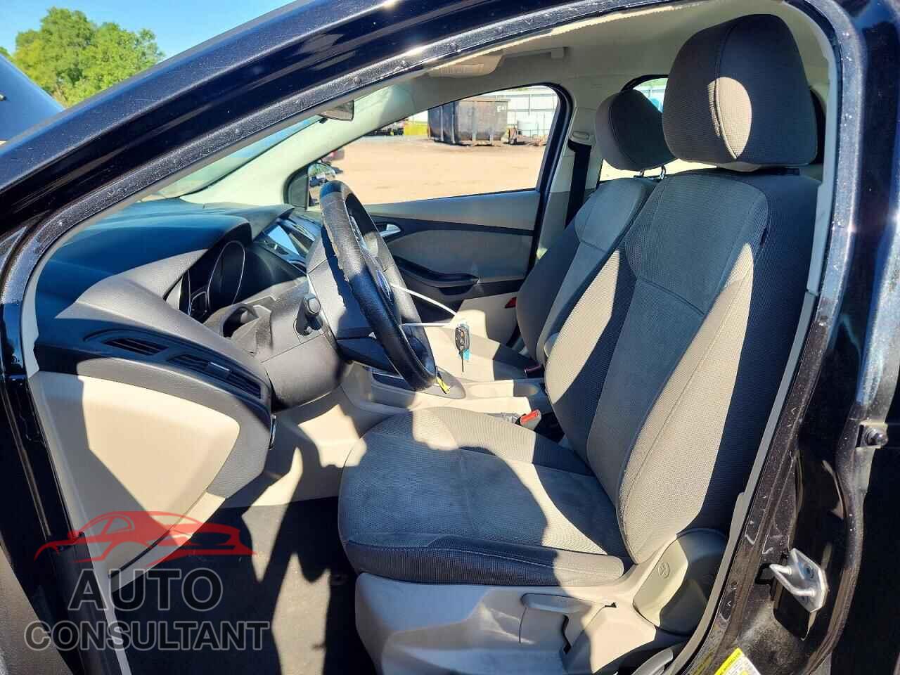 FORD FOCUS 2014 - 1FADP3F28EL103590