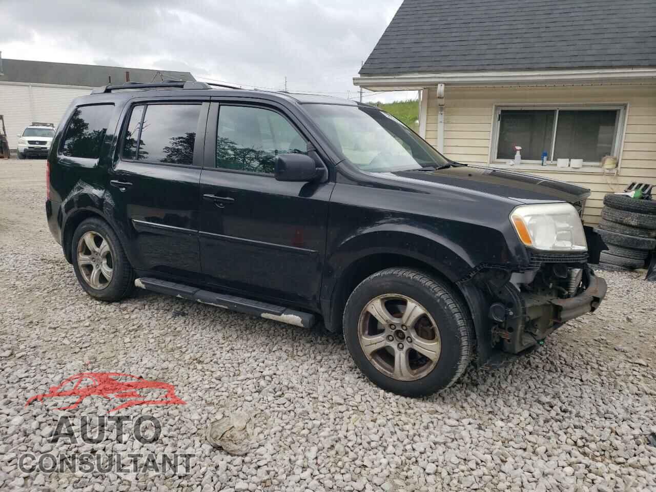 HONDA PILOT 2015 - 5FNYF4H58FB024193