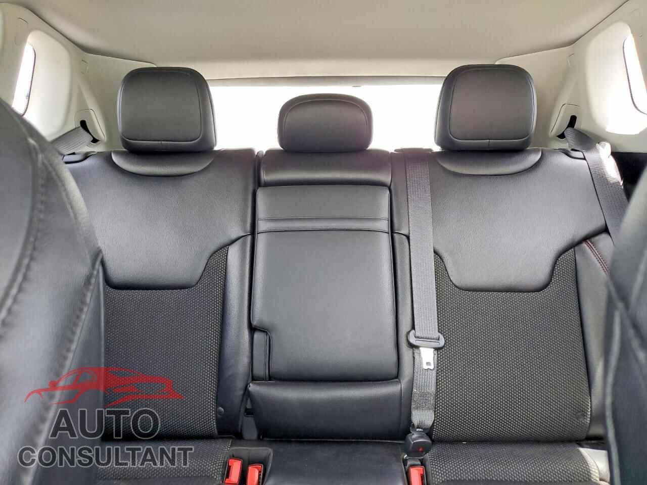 JEEP COMPASS 2017 - 3C4NJDDB2HT646418
