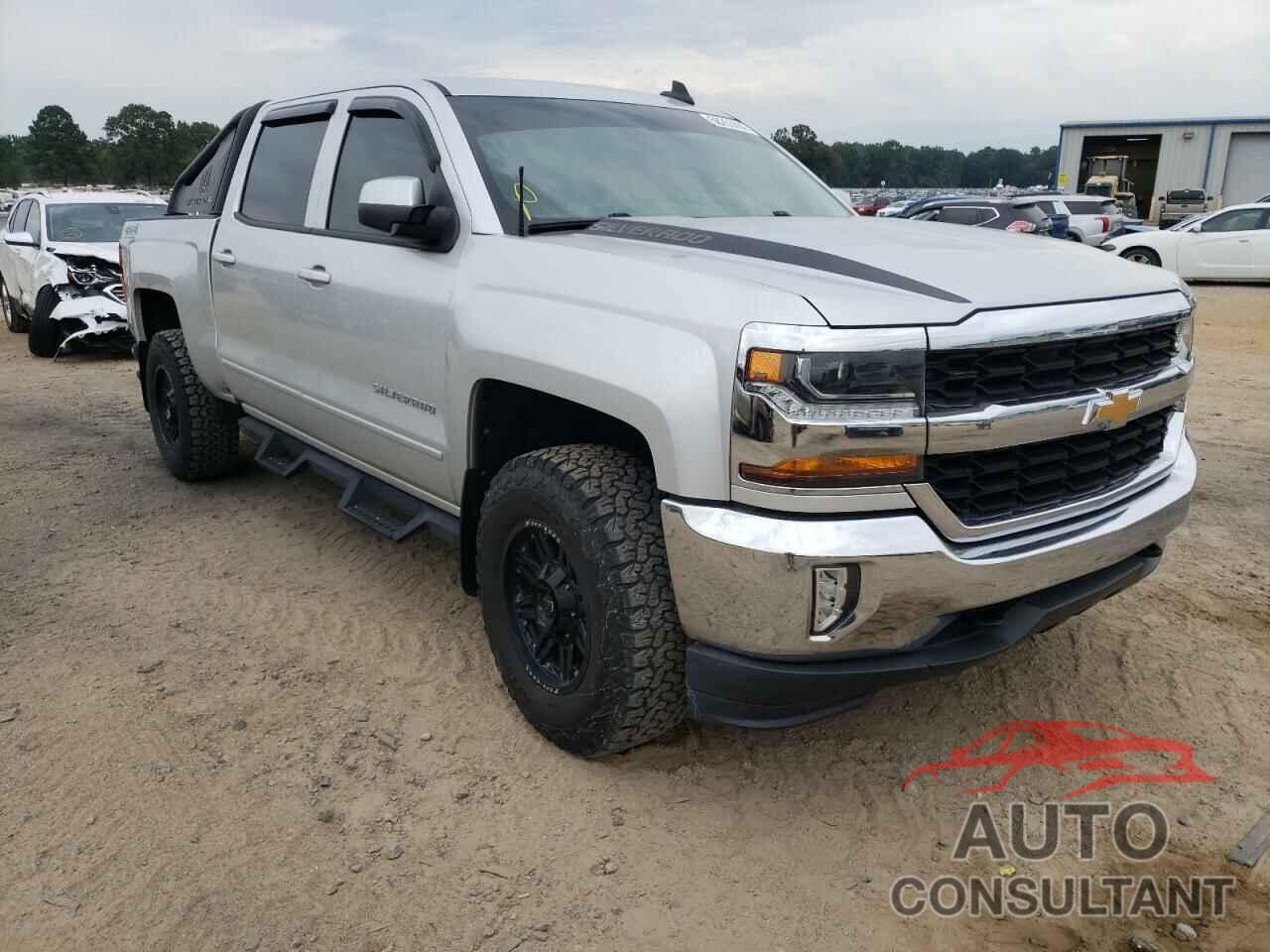 CHEVROLET SILVERADO 2018 - 3GCUKREC5JG148984