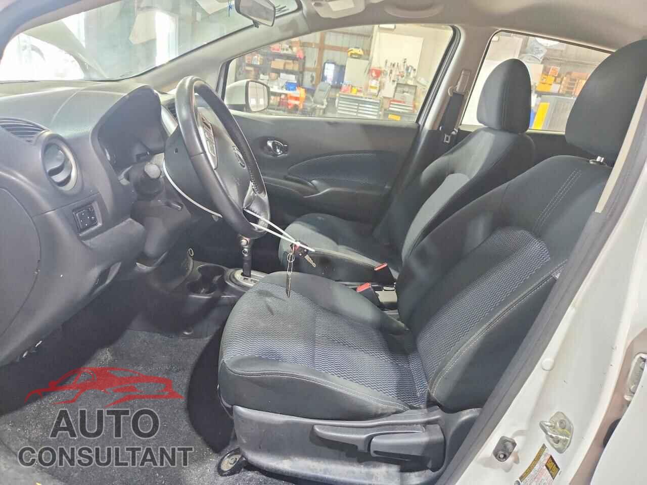 NISSAN VERSA 2019 - 3N1CE2CP3KL365378