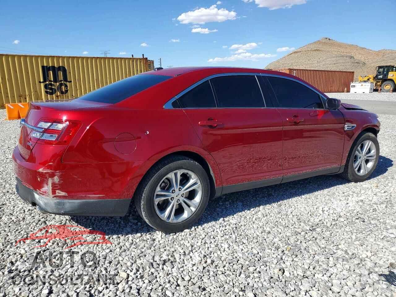 FORD TAURUS 2018 - 1FAHP2E87JG102127