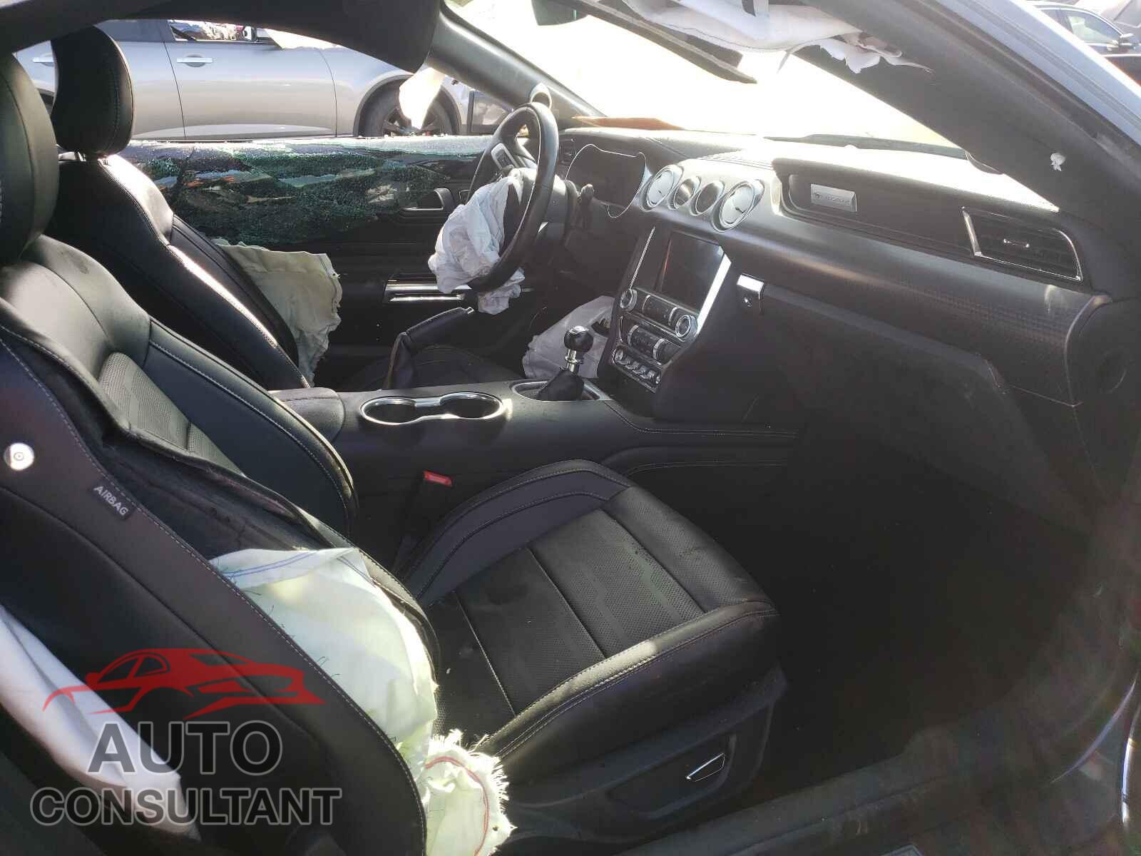 FORD MUSTANG 2019 - 1FA6P8CF7K5123634