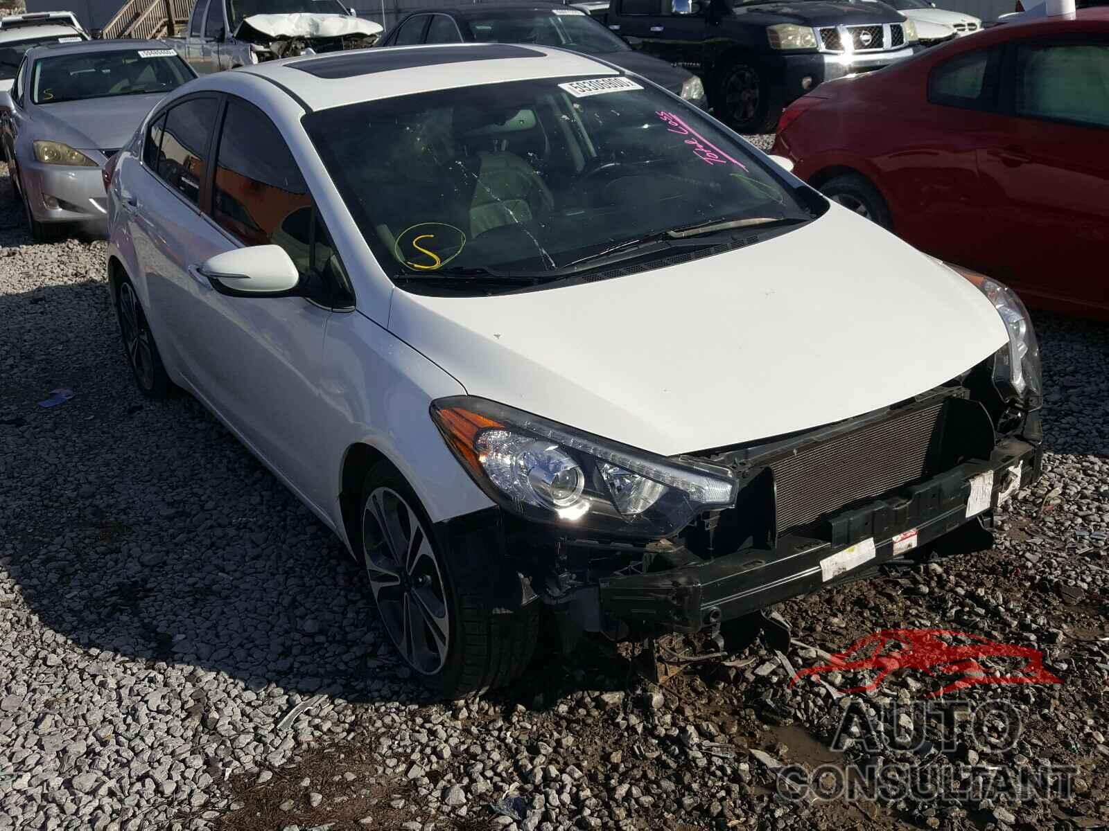 KIA FORTE 2016 - KNAFZ4A8XG5549209