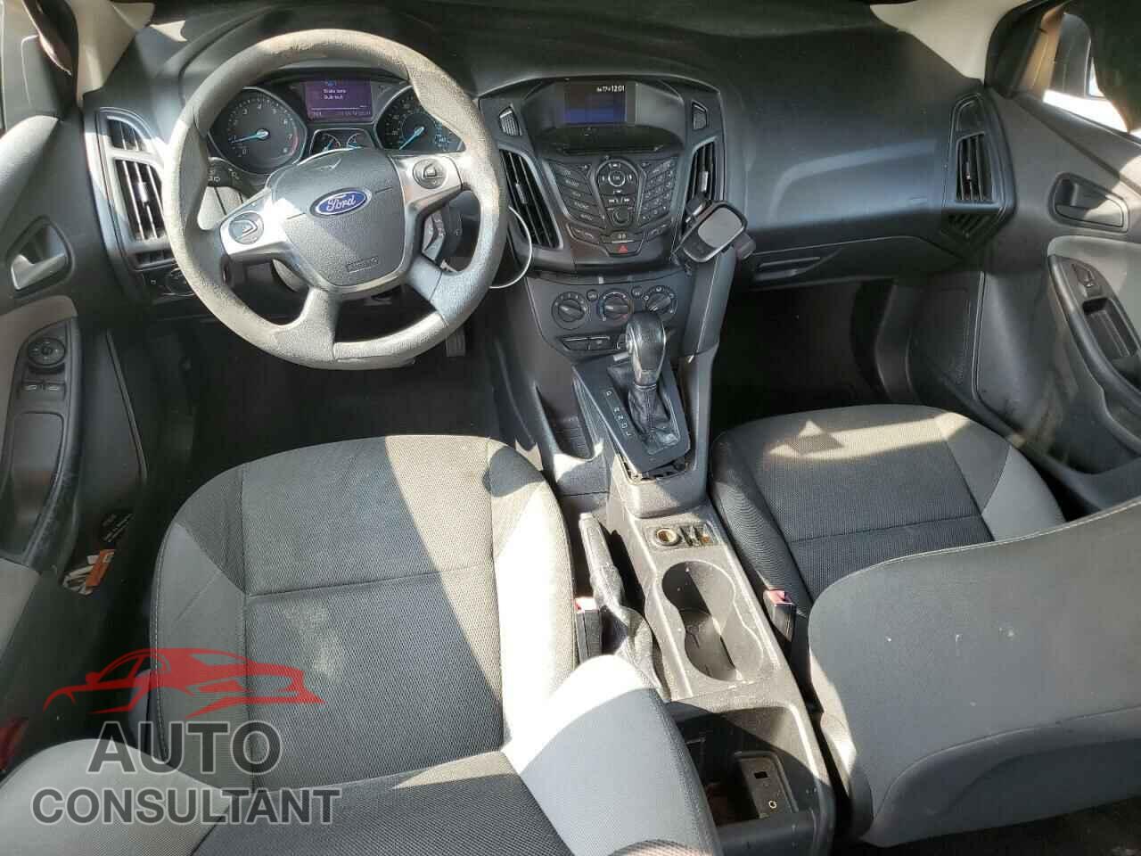 FORD FOCUS 2013 - 1FADP3E24DL250098