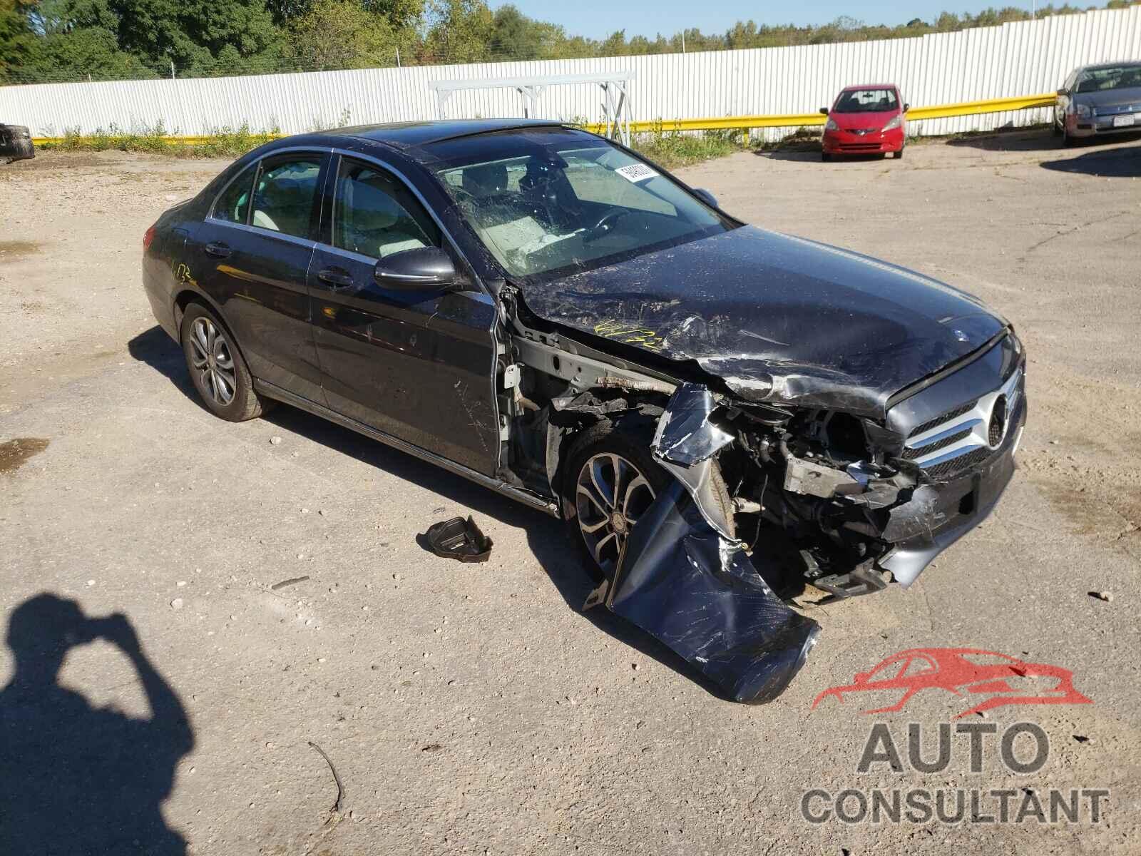 MERCEDES-BENZ C-CLASS 2016 - 55SWF4KB6GU103786