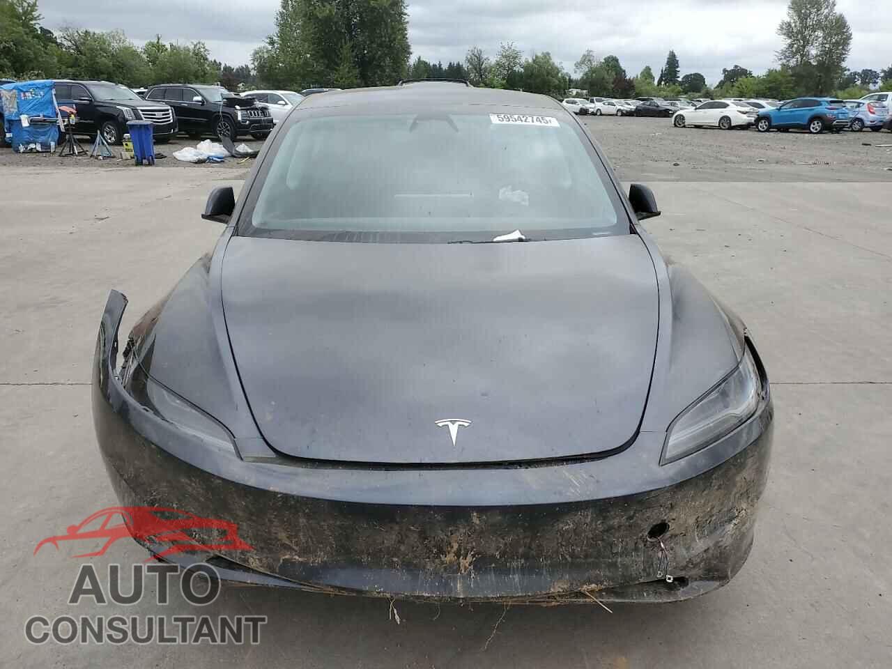 TESLA MODEL 3 2024 - 5YJ3E1EA4RF743345
