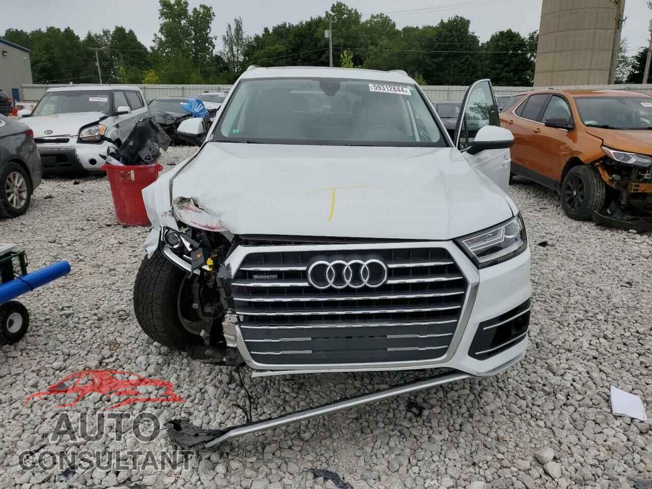 AUDI Q7 2018 - WA1LAAF75JD014307