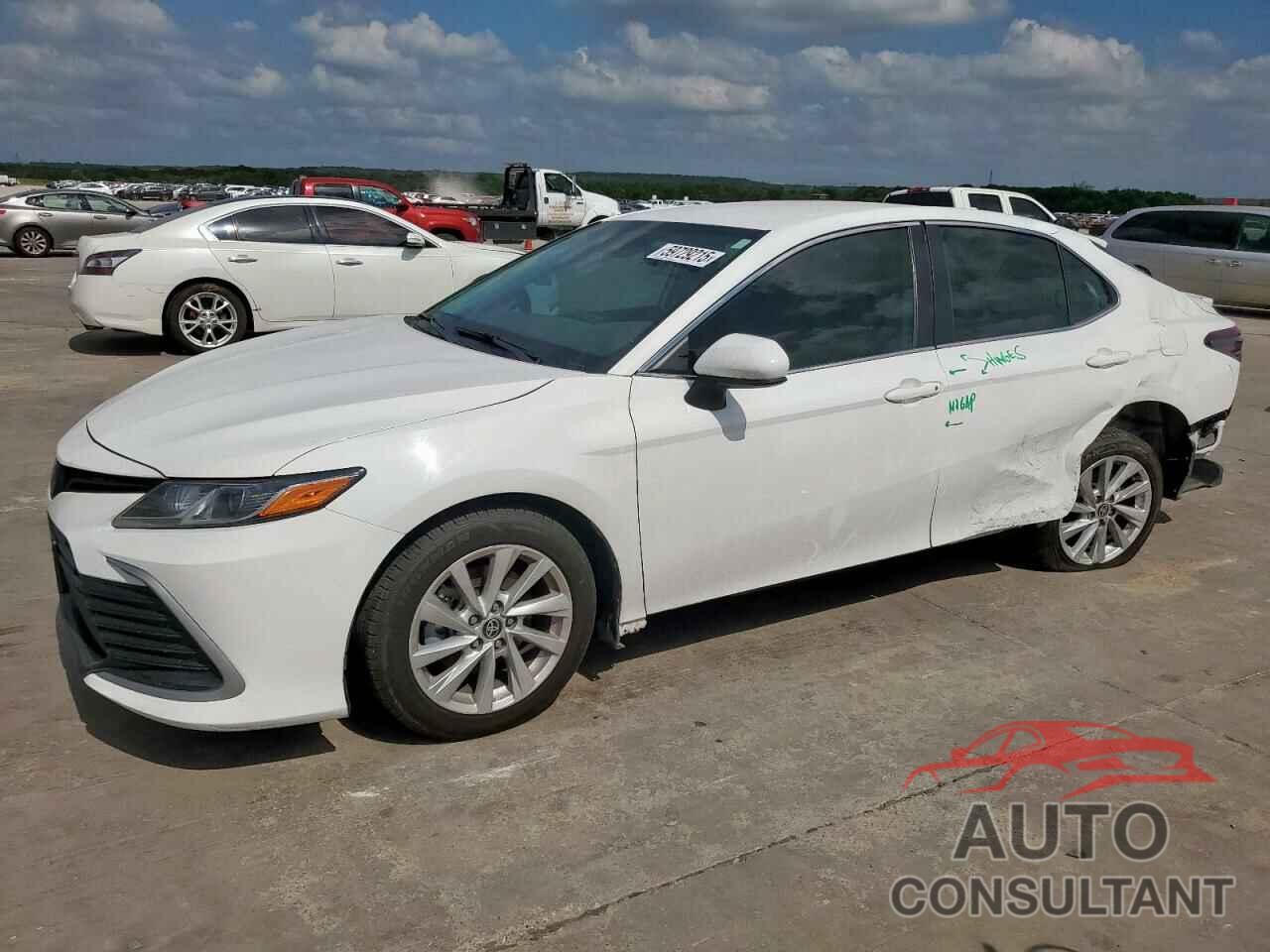 TOYOTA CAMRY 2023 - 4T1C11AK0PU754787