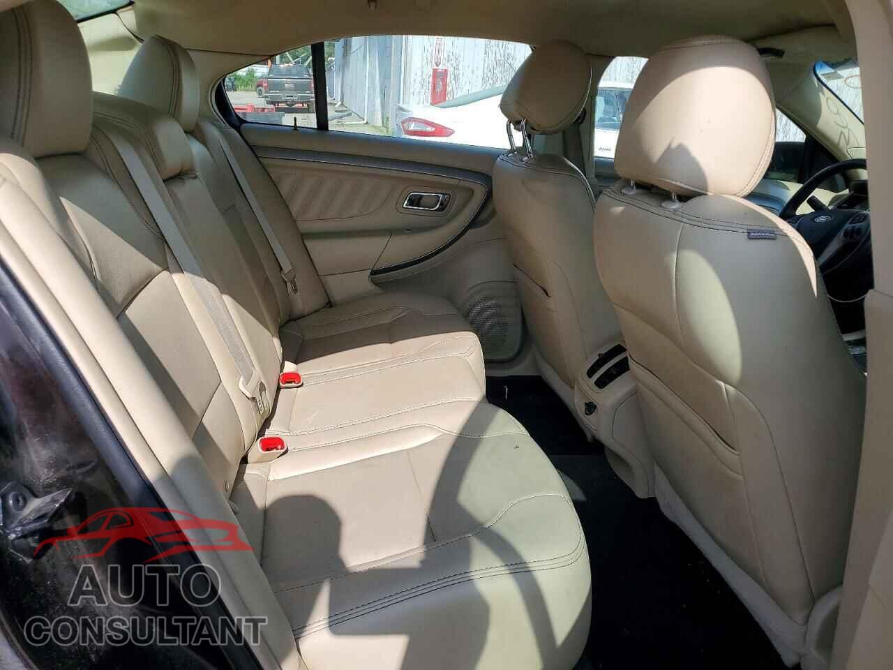 FORD TAURUS 2014 - 1FAHP2E88EG147857