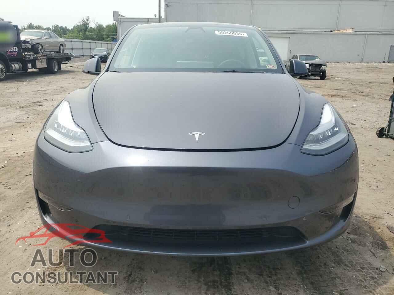 TESLA MODEL Y 2021 - 5YJYGAEE9MF256444