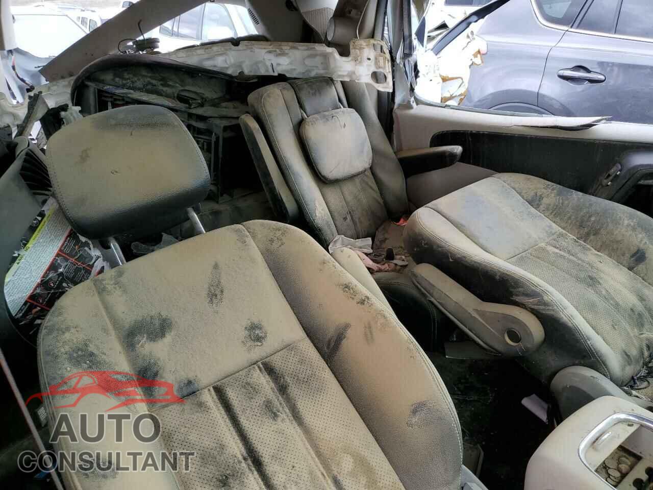 DODGE CARAVAN 2018 - 2C4RDGCG9JR215980