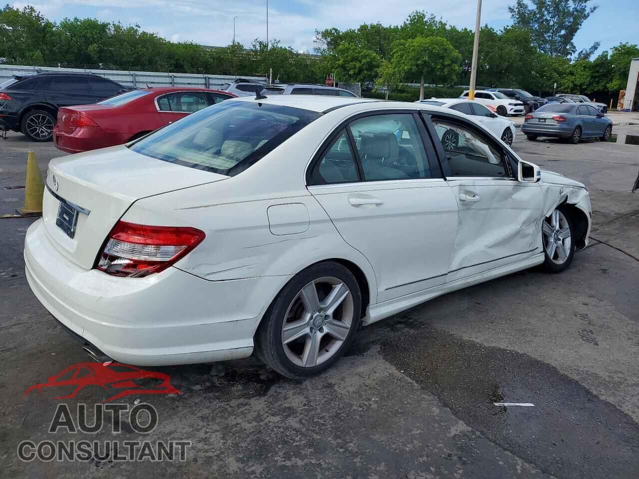 MERCEDES-BENZ C-CLASS 2011 - WDDGF5EB3BA479683