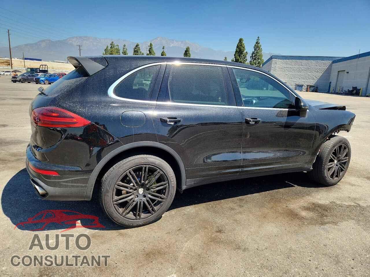 PORSCHE CAYENNE 2016 - WP1AA2A2XGKA08746
