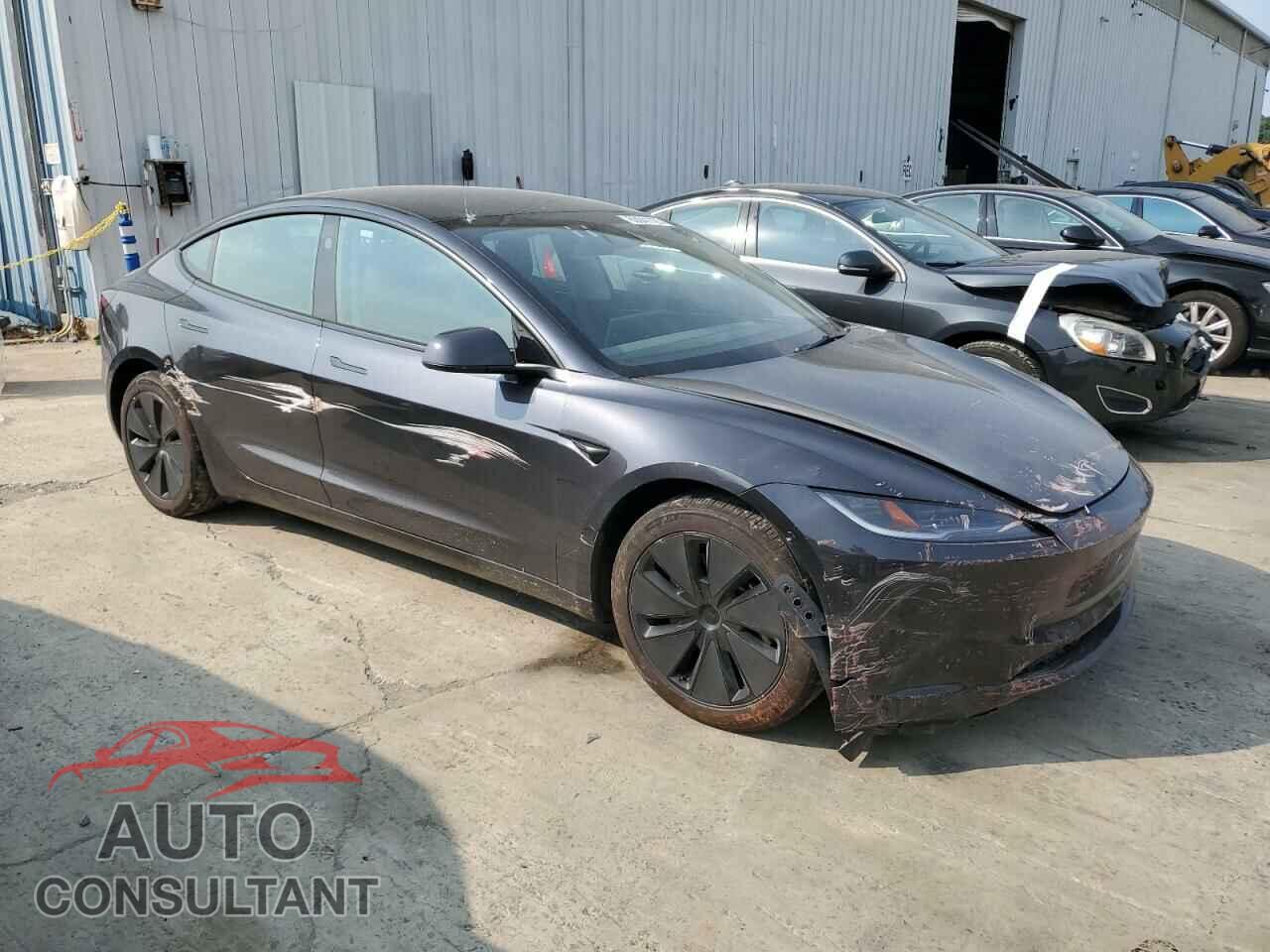 TESLA MODEL 3 2024 - 5YJ3E1EB9RF825791
