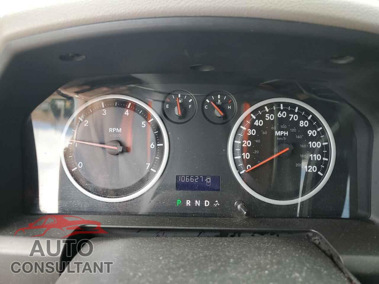 DODGE RAM 1500 2012 - 1C6RD7KT1CS142370
