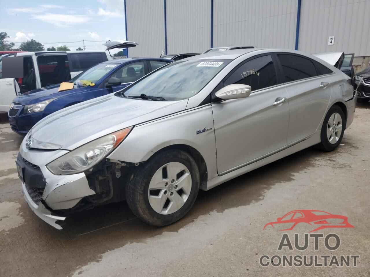 HYUNDAI SONATA 2012 - KMHEC4A43CA044140