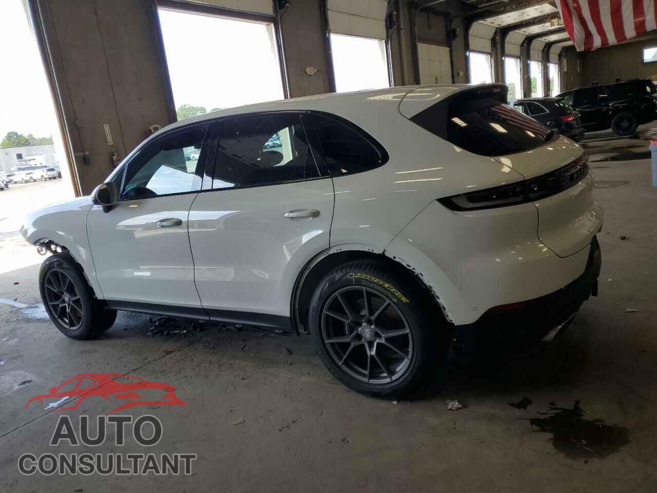 PORSCHE CAYENNE 2024 - WP1AA2AY3RDA12553