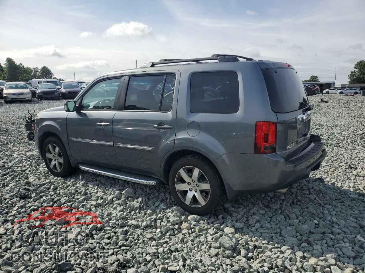 HONDA PILOT 2013 - 5FNYF3H98DB031607