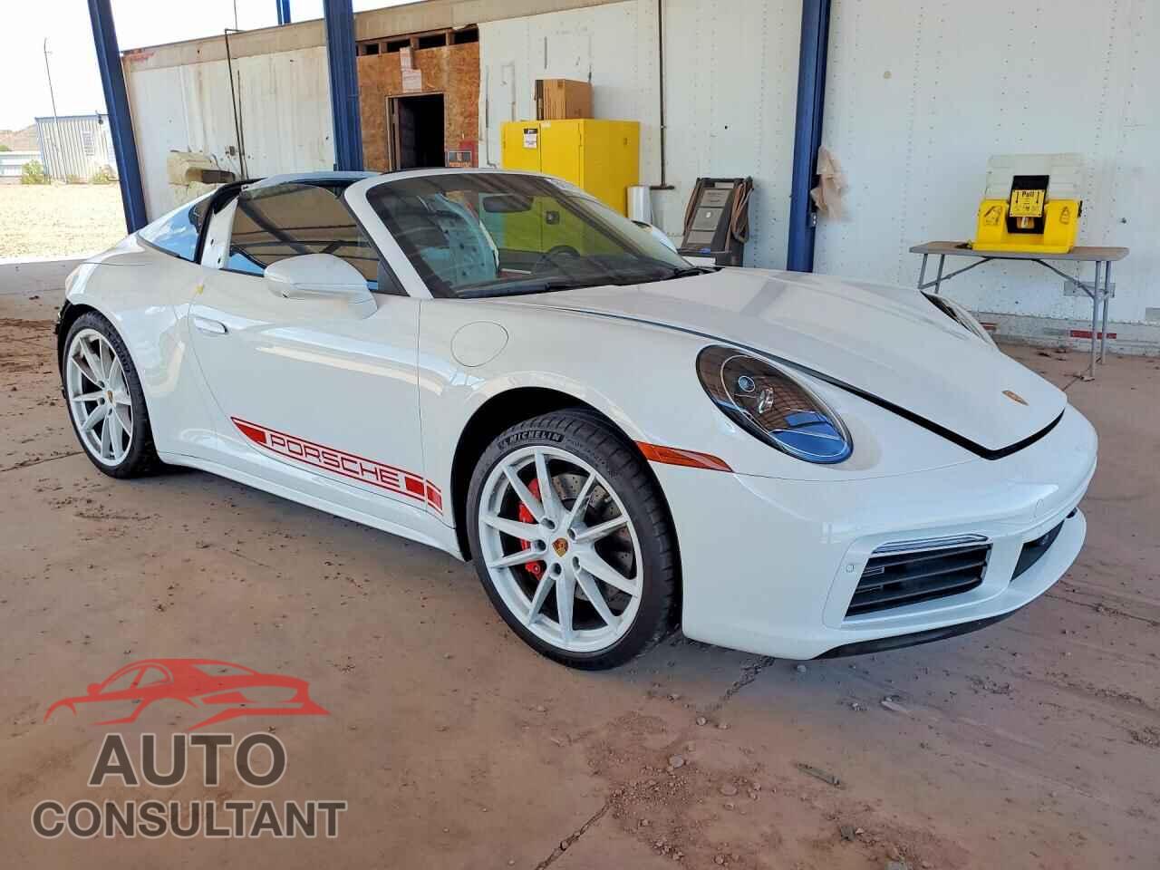 PORSCHE 911 2024 - WP0BB2A91RS234533