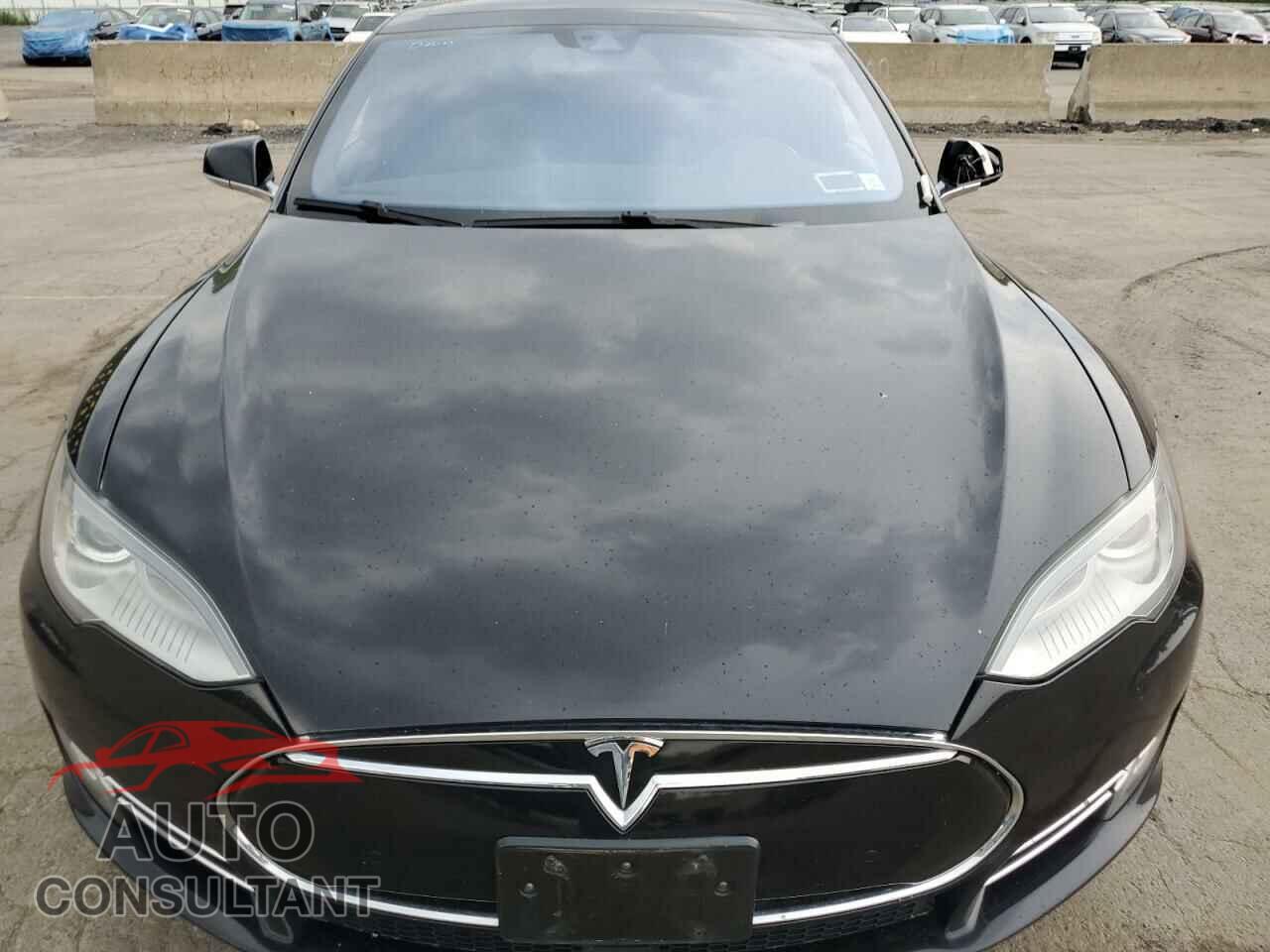 TESLA MODEL S 2015 - 5YJSA4H27FF091121