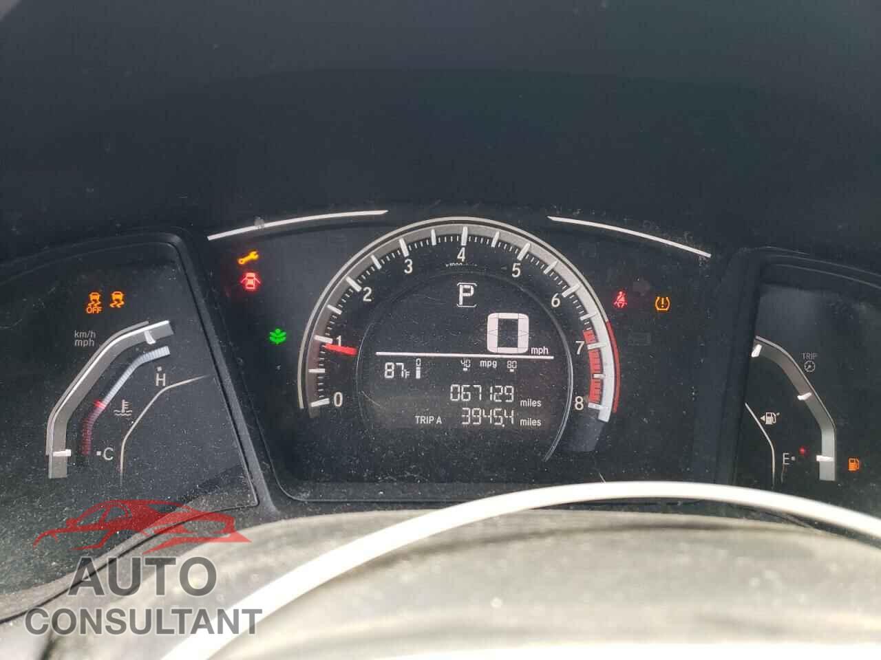 HONDA CIVIC 2017 - 19XFC2F58HE016904