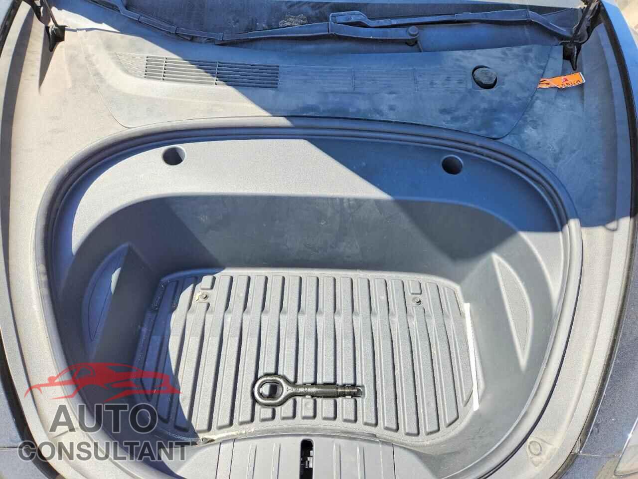 TESLA MODEL 3 2021 - 5YJ3E1EB5MF068087