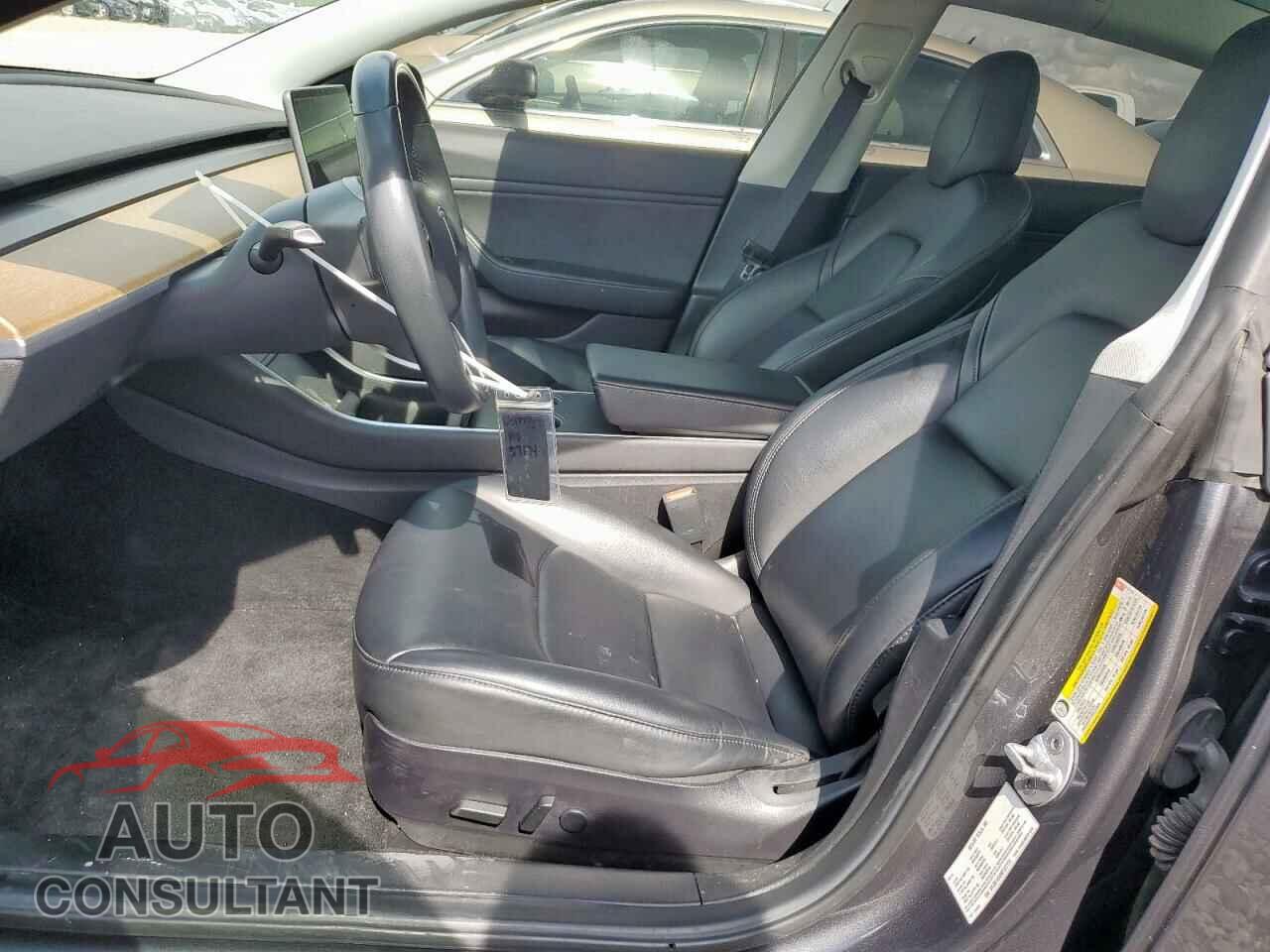 TESLA MODEL 3 2019 - 5YJ3E1EA2KF317174