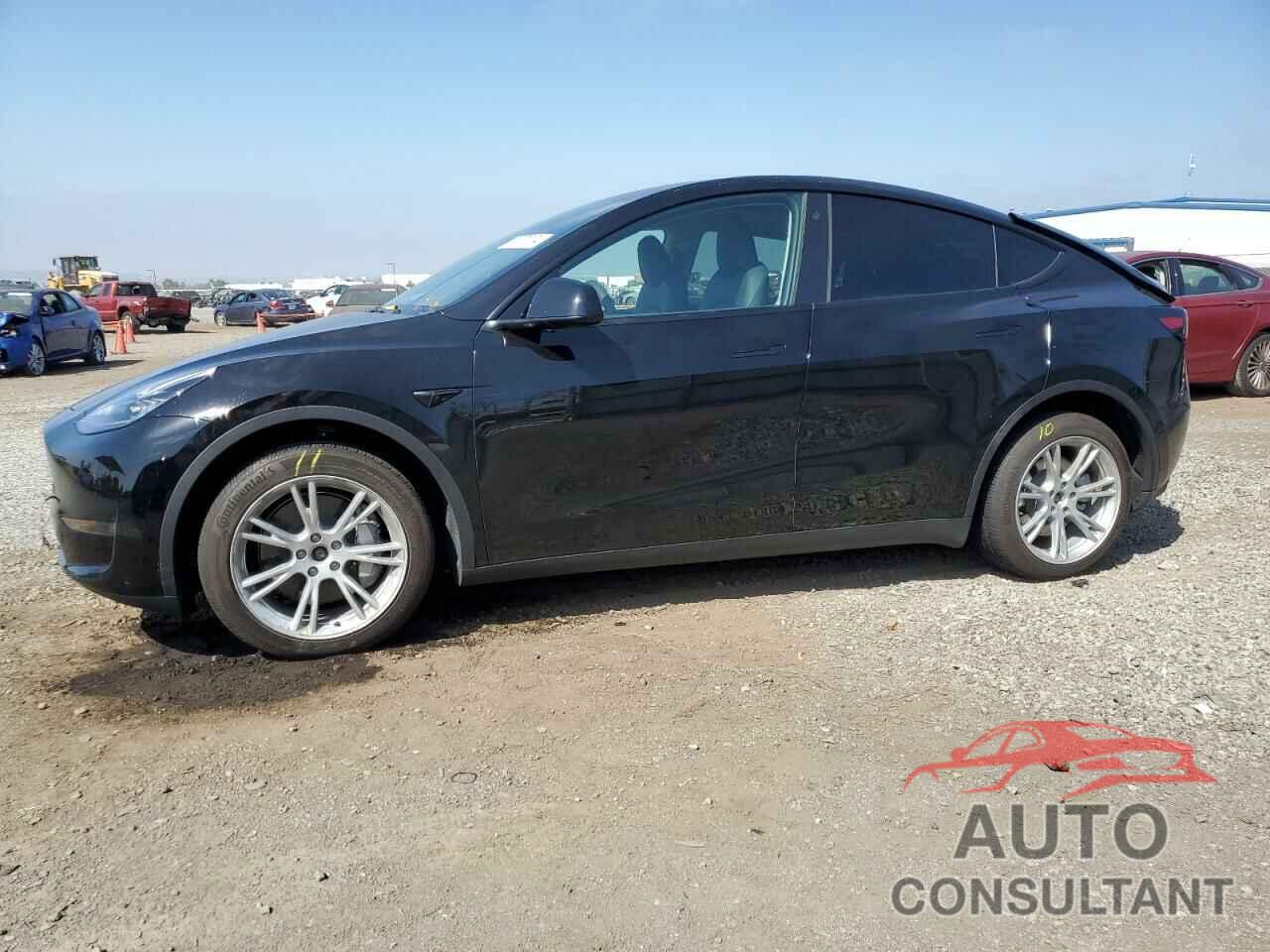 TESLA MODEL Y 2023 - 7SAYGDEE0PA090336