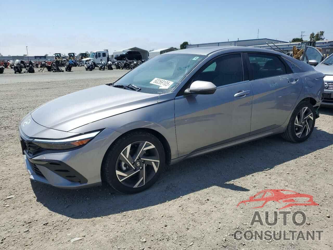 HYUNDAI ELANTRA 2025 - KMHLN4DJ7SU129577
