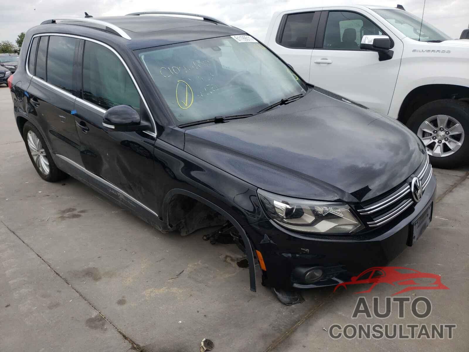 VOLKSWAGEN TIGUAN 2016 - WVGAV7AX8GW512859