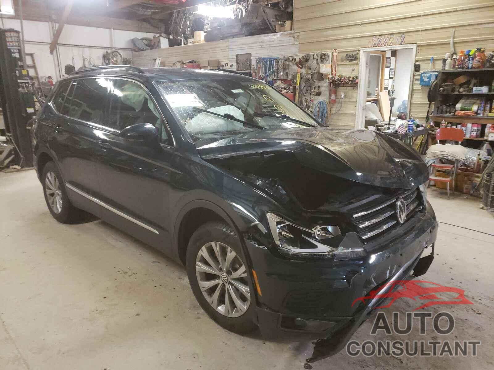 VOLKSWAGEN TIGUAN 2018 - 3VV2B7AX2JM011699