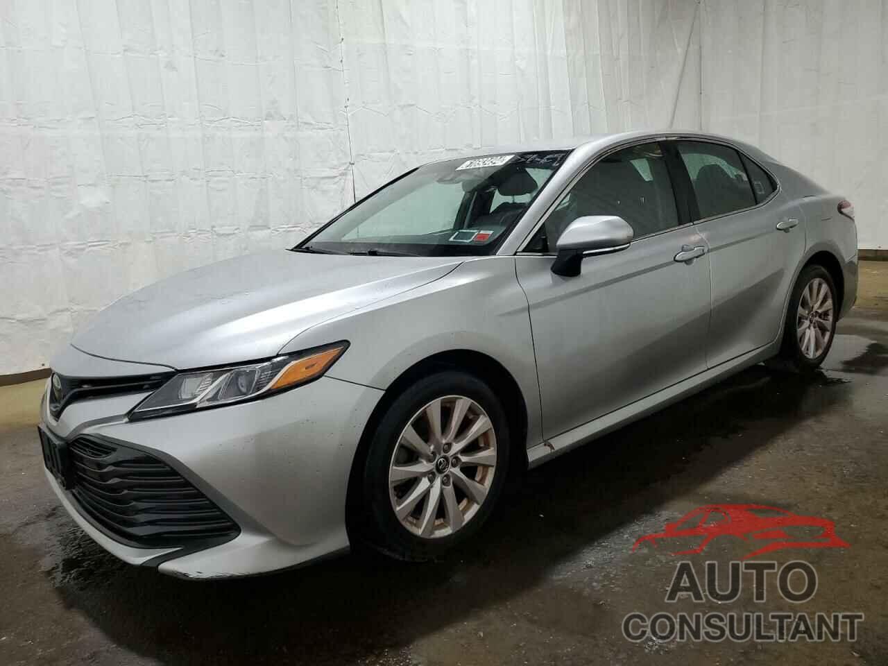 TOYOTA CAMRY 2018 - 4T1B11HK4JU651607
