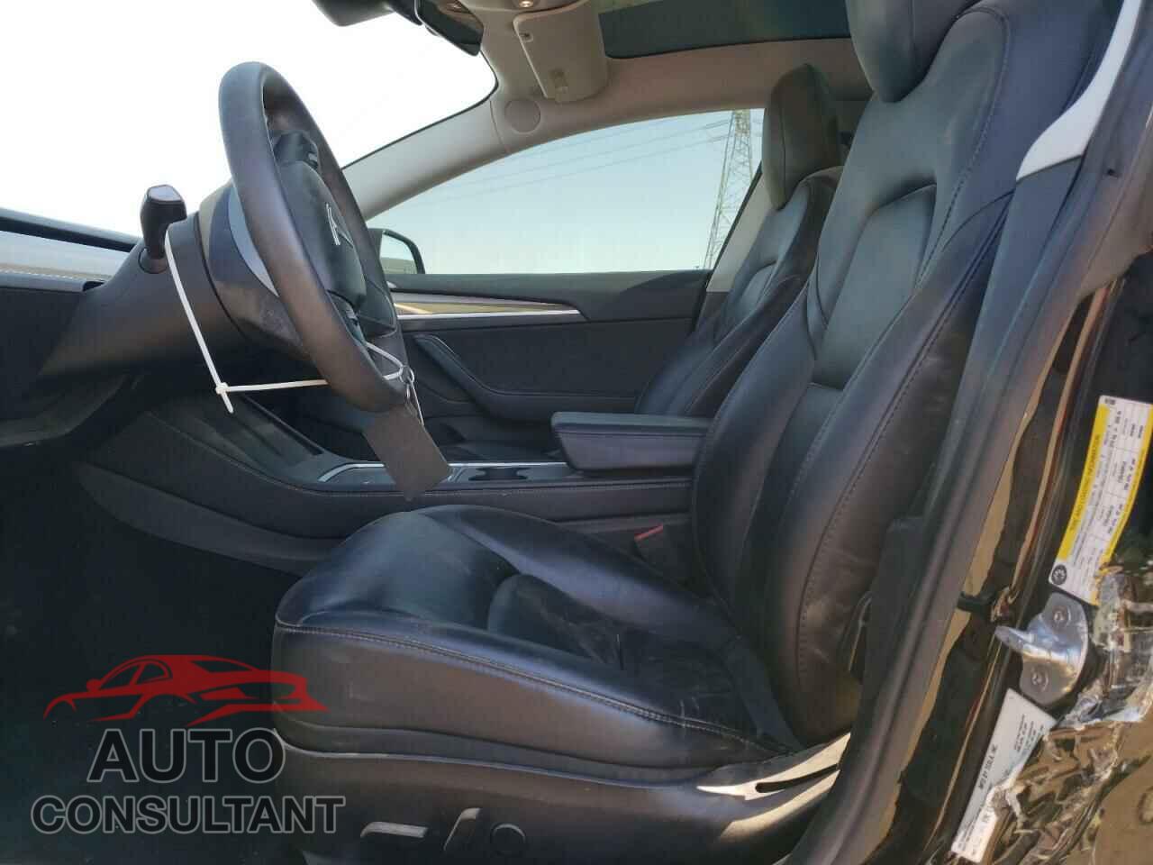 TESLA MODEL 3 2019 - 5YJ3E1EB9KF451589