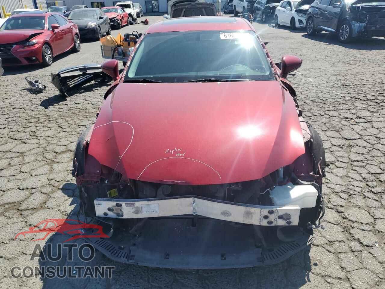LEXUS IS 2015 - JTHBF1D20F5070942
