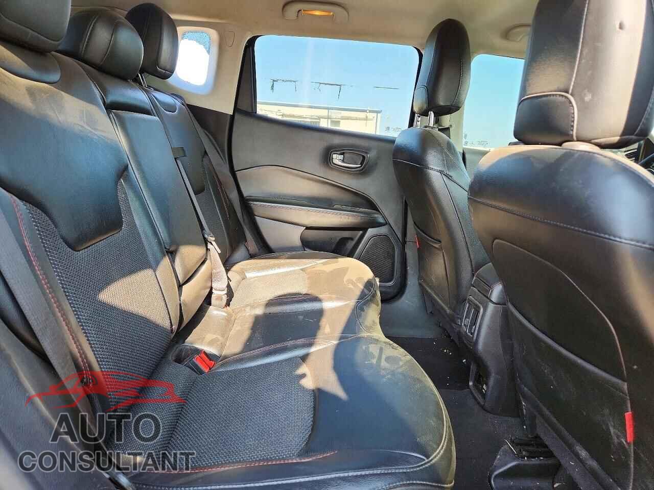 JEEP COMPASS 2020 - 3C4NJDDB4LT214566