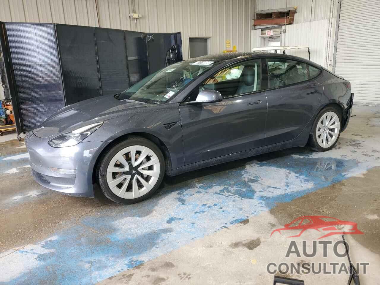 TESLA MODEL 3 2022 - 5YJ3E1EA8NF372121
