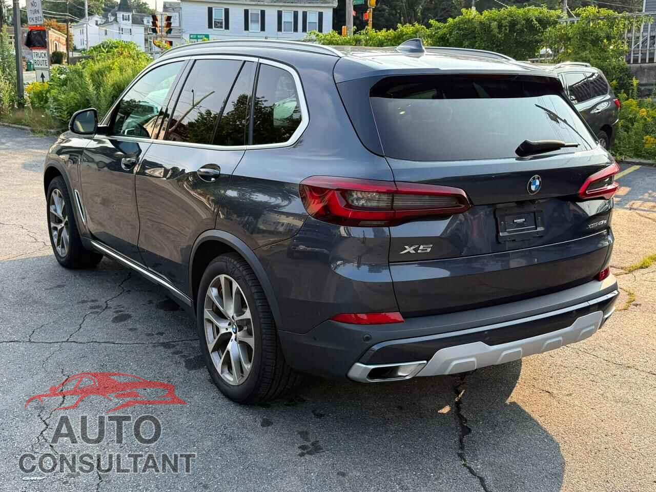 BMW X5 2021 - 5UXTA6C00M9F01336