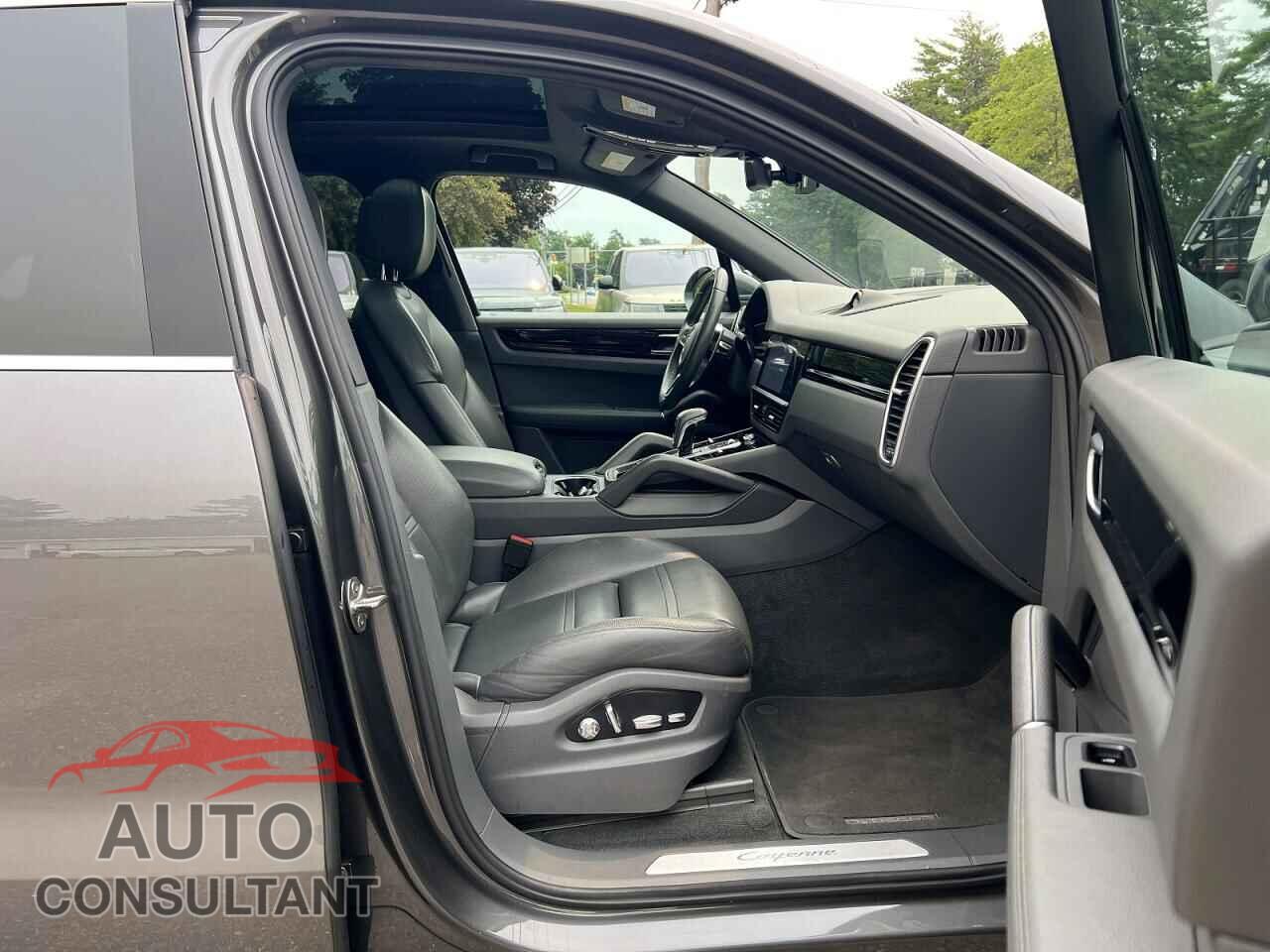 PORSCHE CAYENNE 2019 - WP1AA2AY7KDA19222