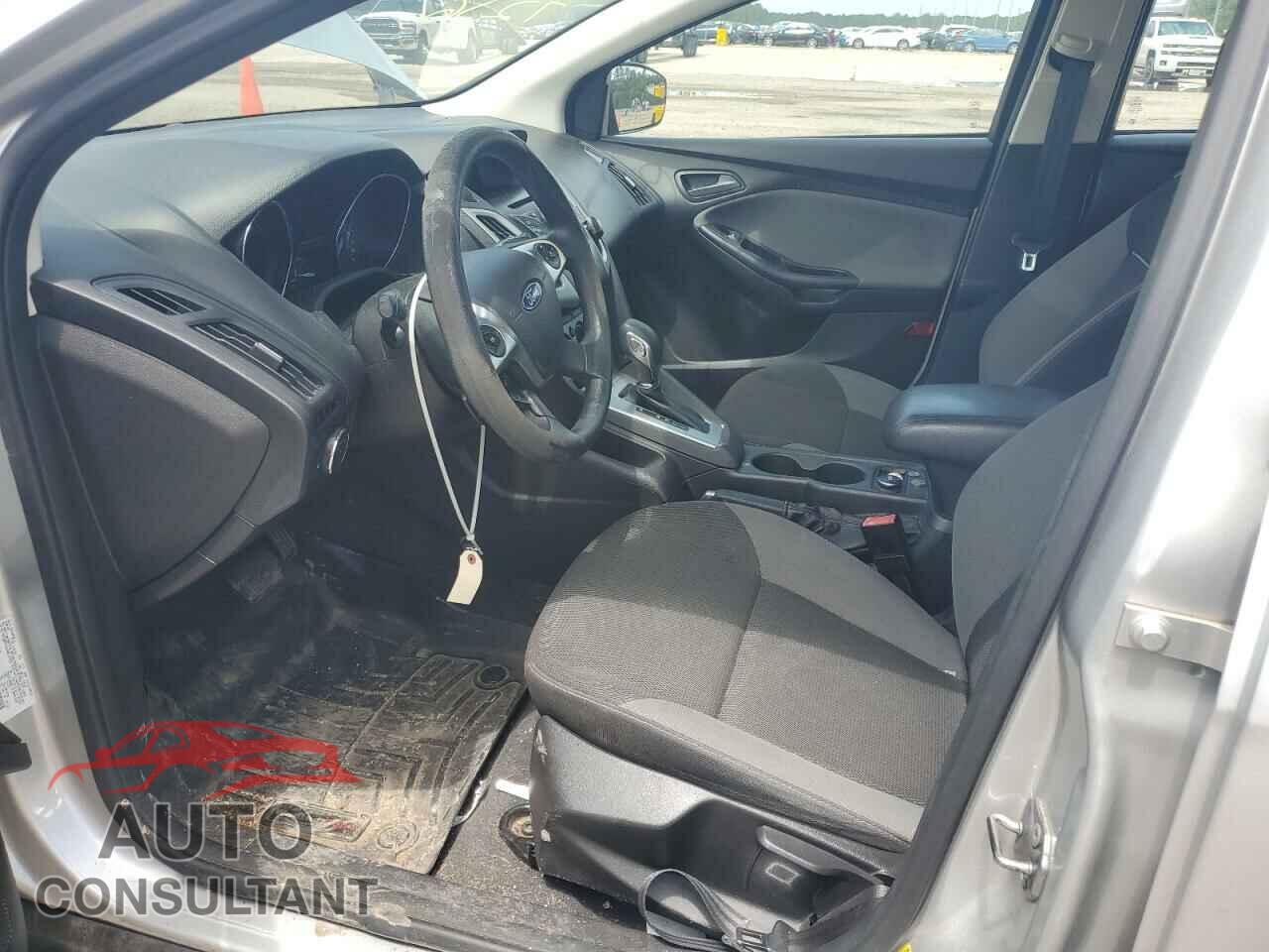 FORD FOCUS 2012 - 1FAHP3F23CL387256